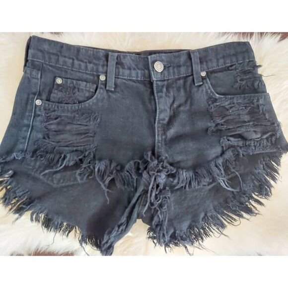 Pistola Destroyed Distressed Frayed Black Short Shorts size Medium - Picture 4 of 7